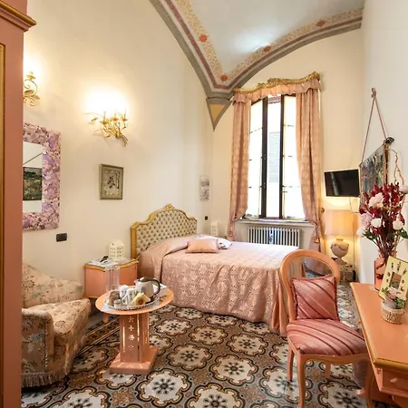 Antica Dimora Del Buongoverno * Siena