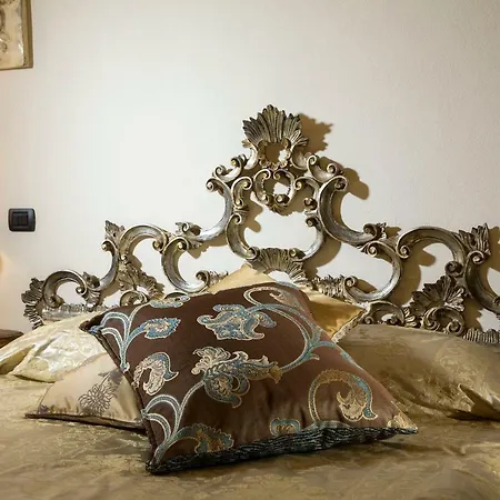 Antica Dimora Del Buongoverno * Siena